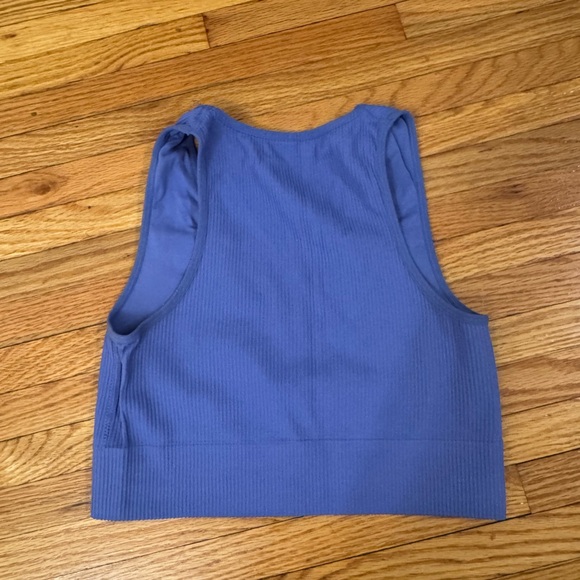 Garage Ribbed Crop Tops - Picture 4 of 4